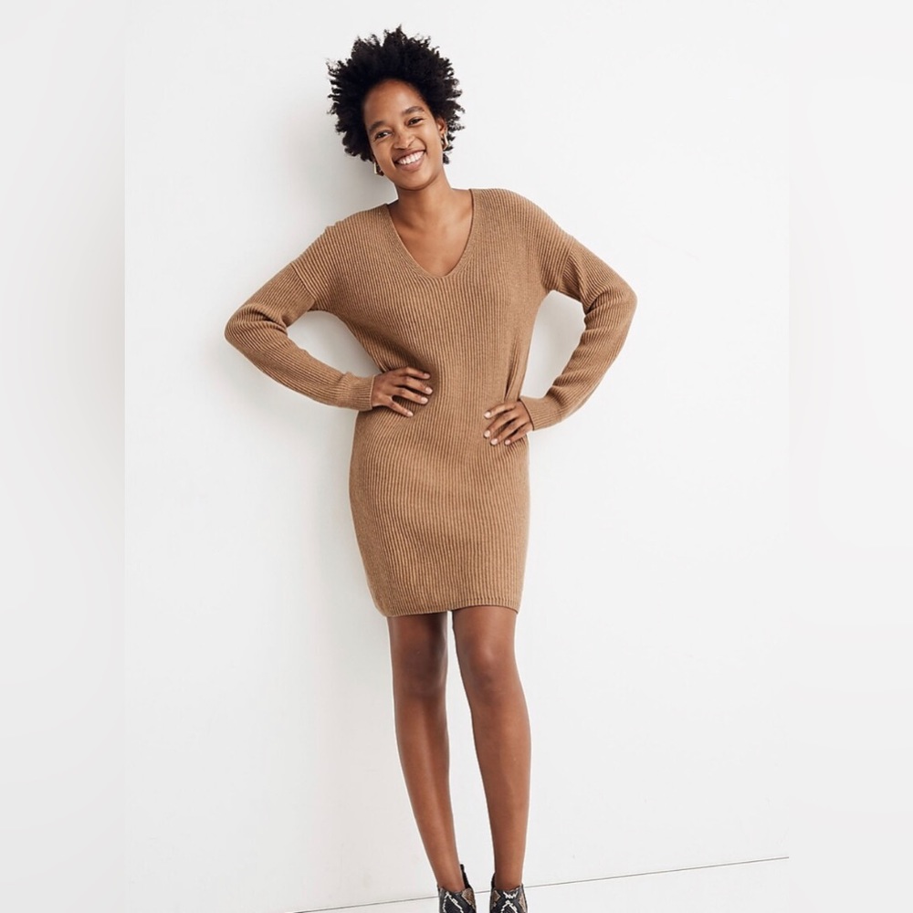 Madewell| Relaxed V-Neck Sweater Dress xs